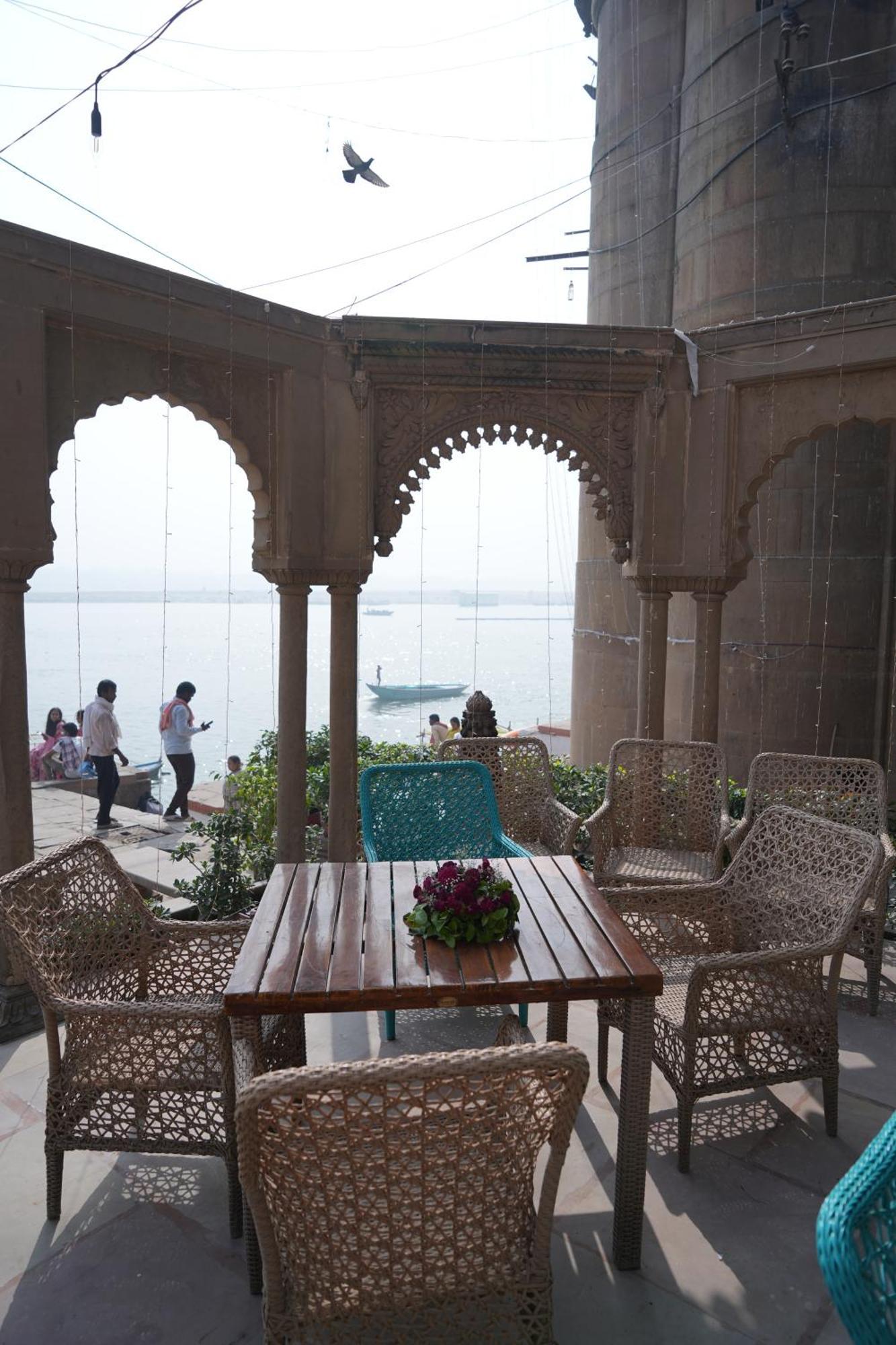 Guleria Kothi at Ganges Hotel Varanasi Bagian luar foto