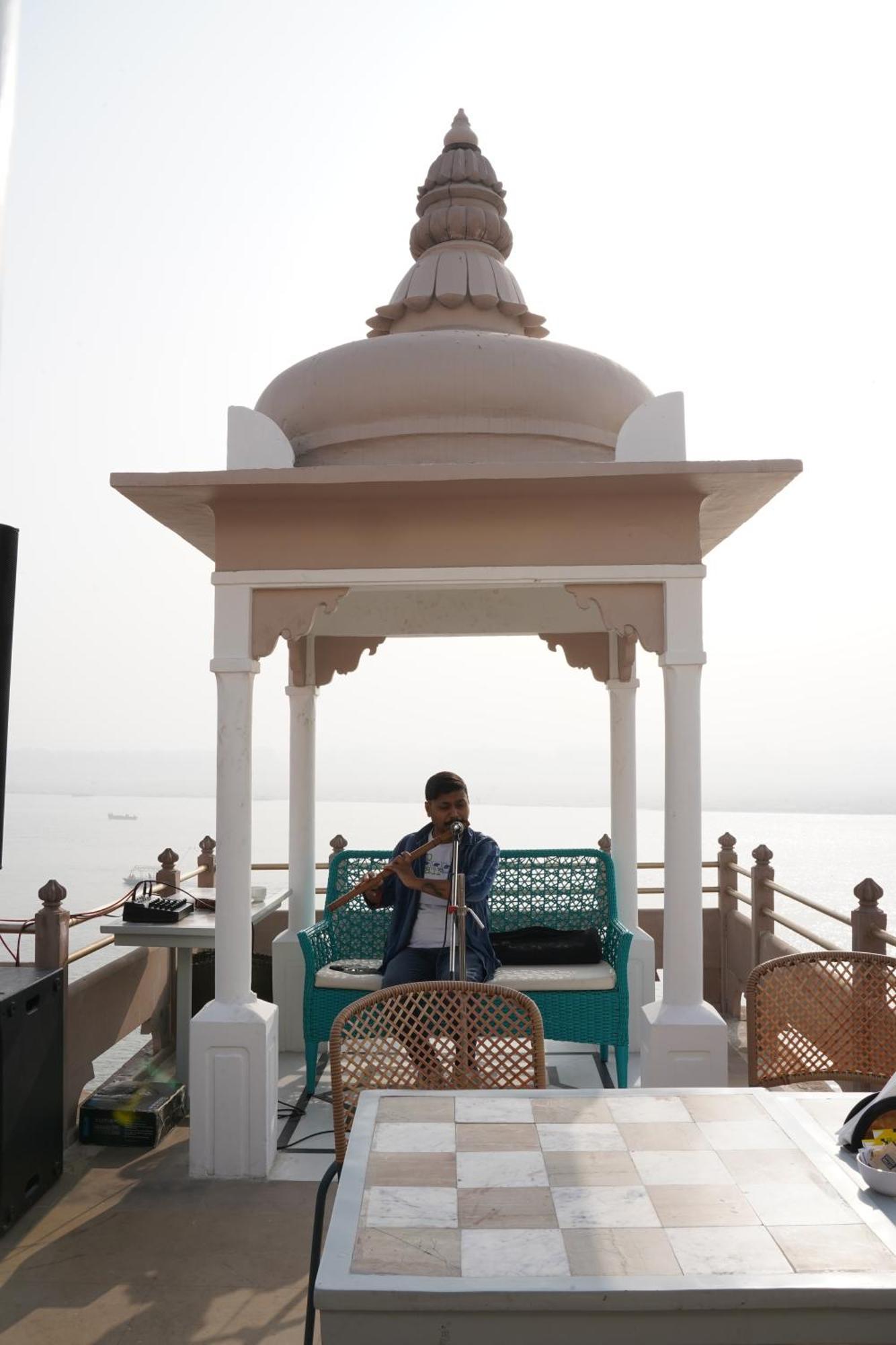 Guleria Kothi at Ganges Hotel Varanasi Bagian luar foto