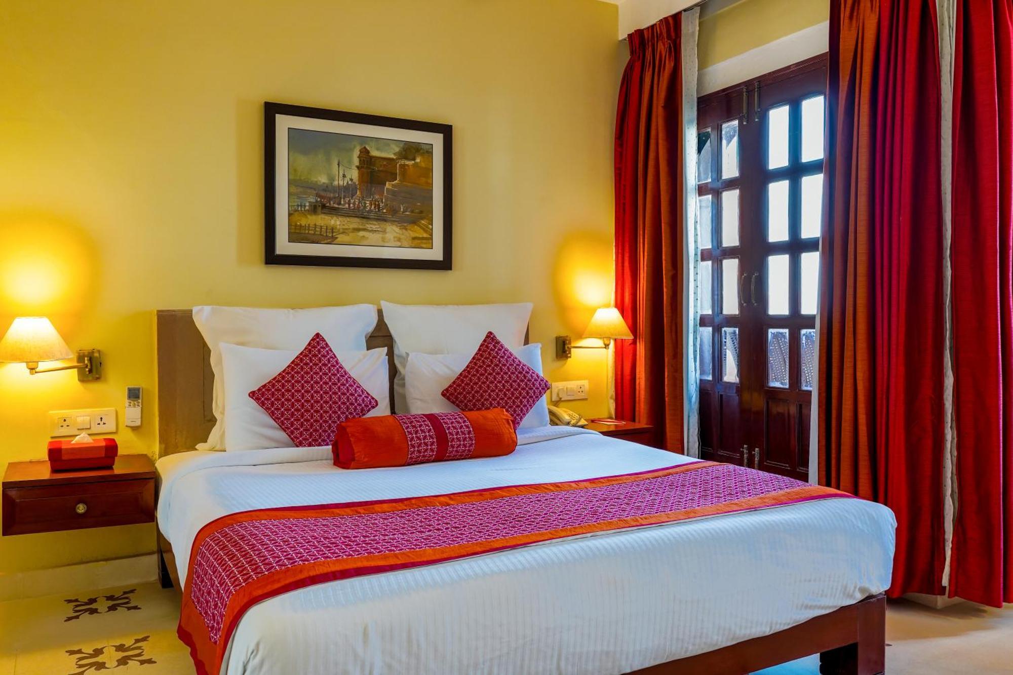 Guleria Kothi at Ganges Hotel Varanasi Bagian luar foto