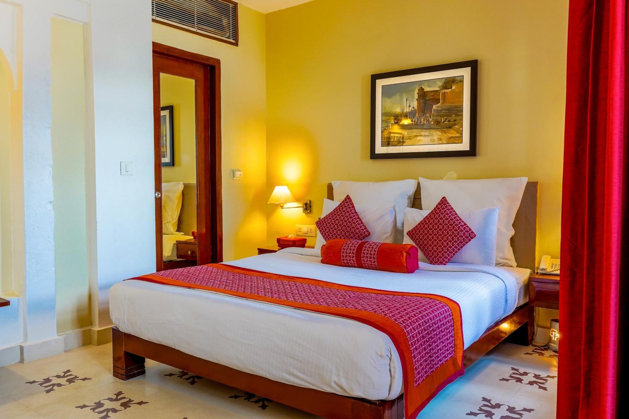 Guleria Kothi at Ganges Hotel Varanasi Bagian luar foto