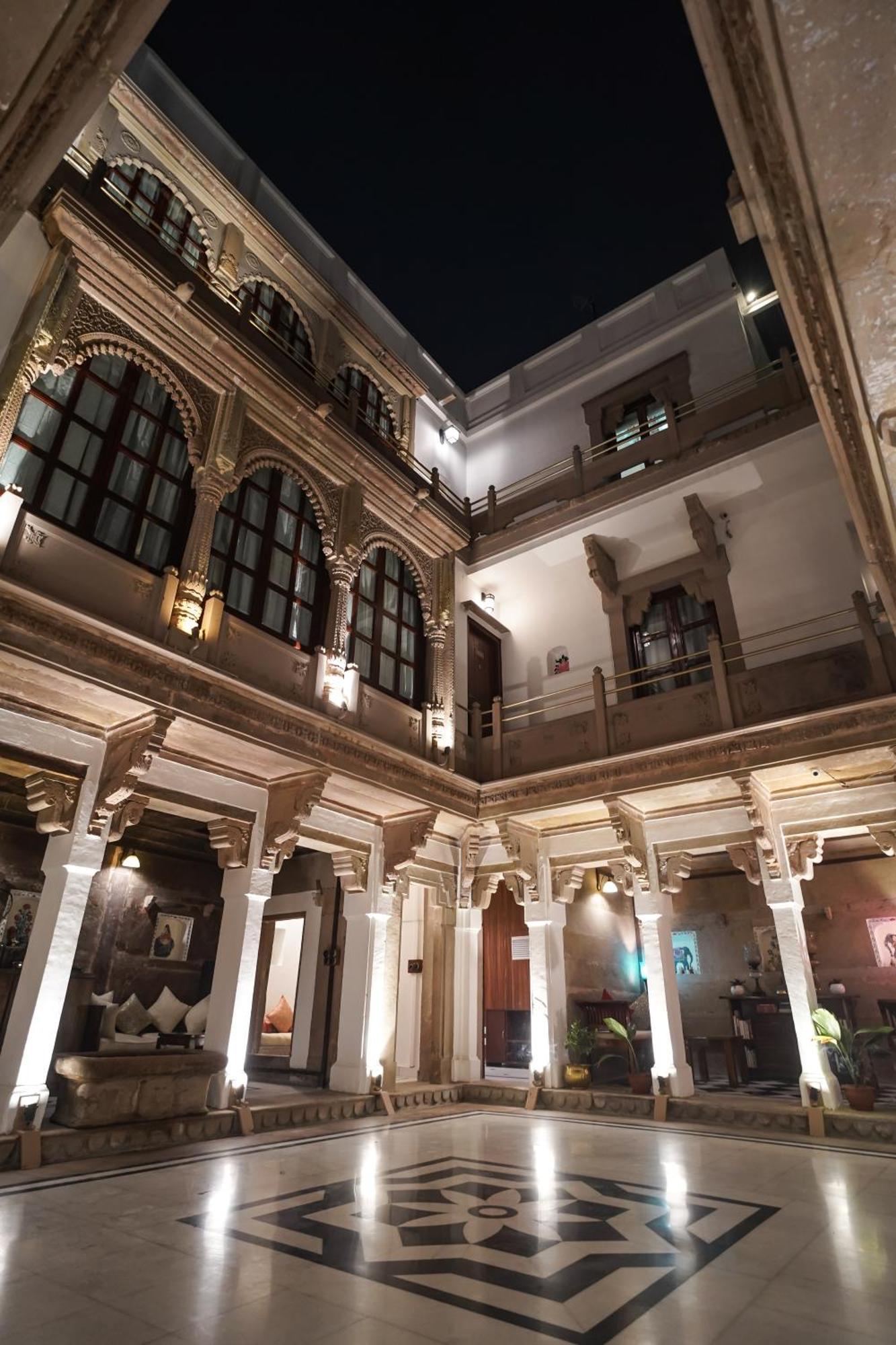 Guleria Kothi at Ganges Hotel Varanasi Bagian luar foto