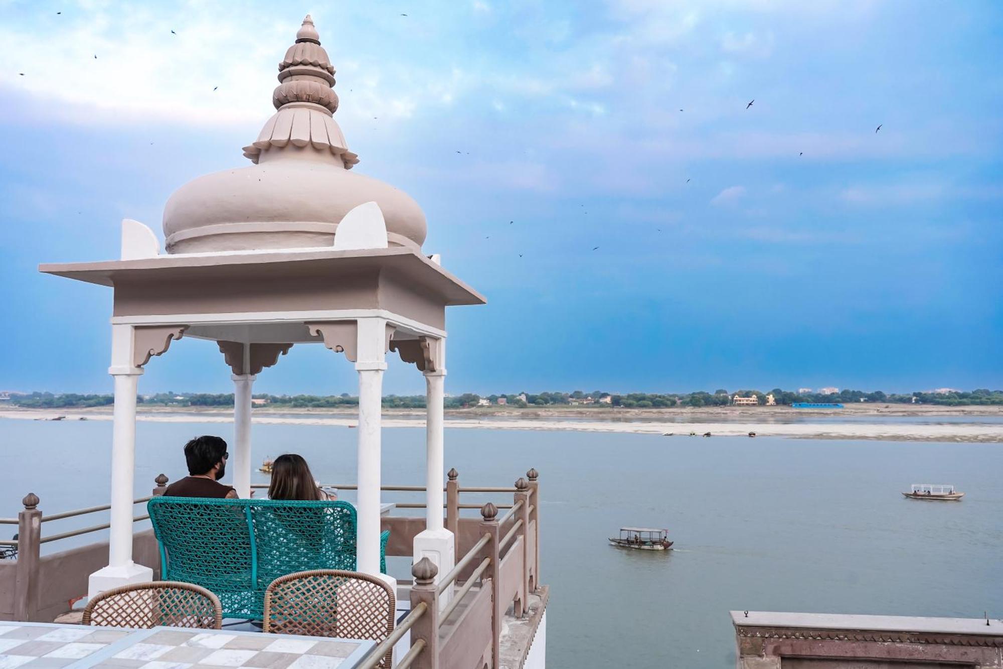 Guleria Kothi at Ganges Hotel Varanasi Bagian luar foto