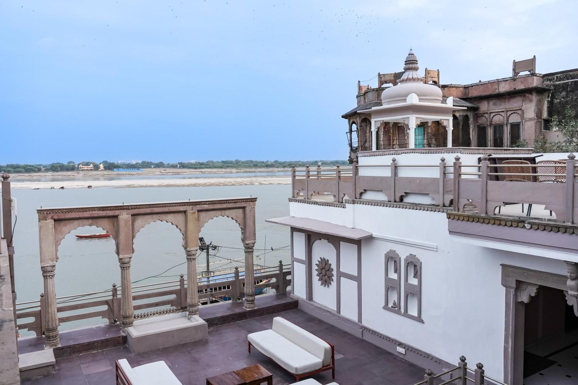 Guleria Kothi at Ganges Hotel Varanasi Bagian luar foto