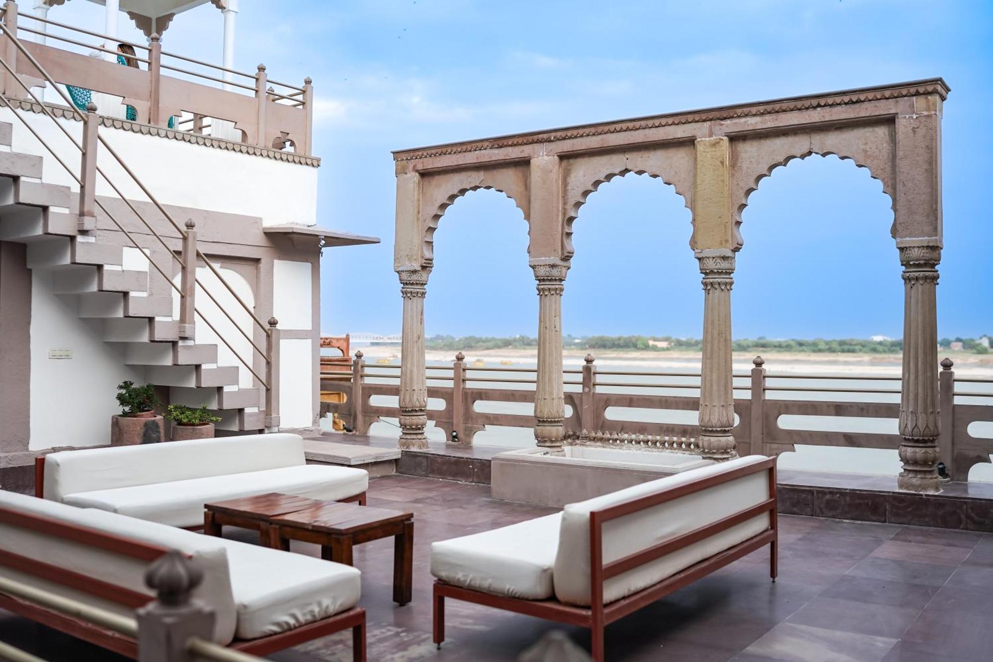 Guleria Kothi at Ganges Hotel Varanasi Bagian luar foto