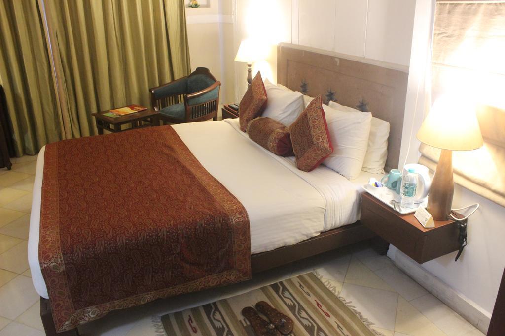 Guleria Kothi at Ganges Hotel Varanasi Bagian luar foto